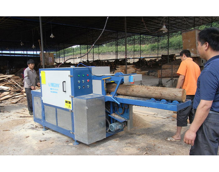 云南省-耿馬縣-能鋸圓木方木200機(jī)現(xiàn)場0